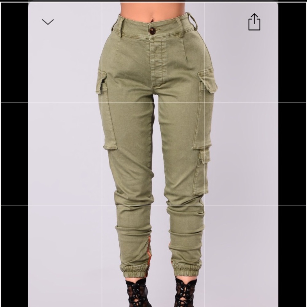 Fashion nova cargo pants L olive